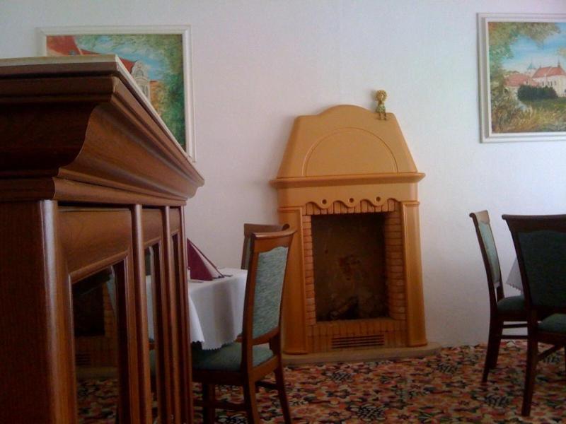 Hotel Line Litvínov Εξωτερικό φωτογραφία